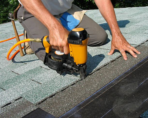 Best Best Roofing Contractors  in Saratoga, WY